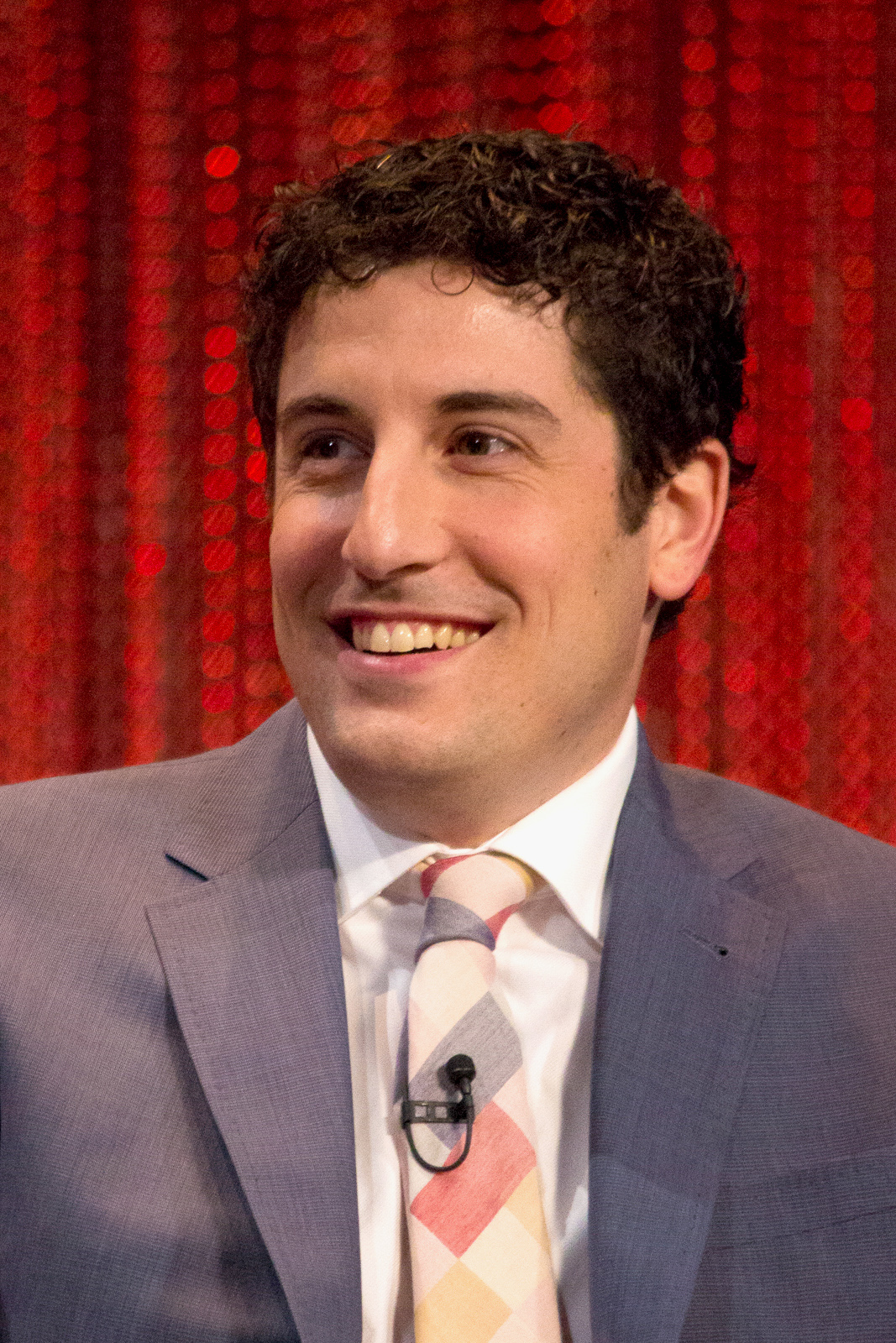 ‘American Pie’ star Jason Biggs admits digging through trash for cocaine during drug addiction